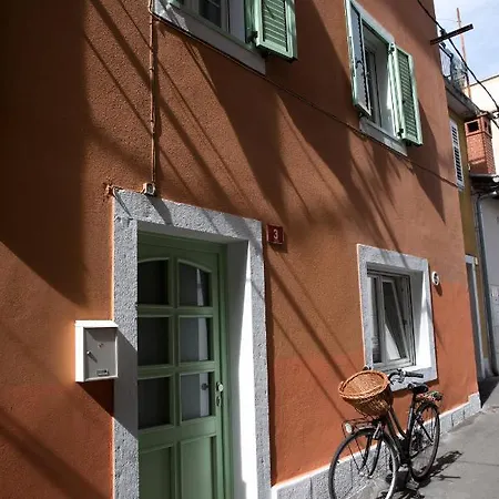 Sobe Pri Anici